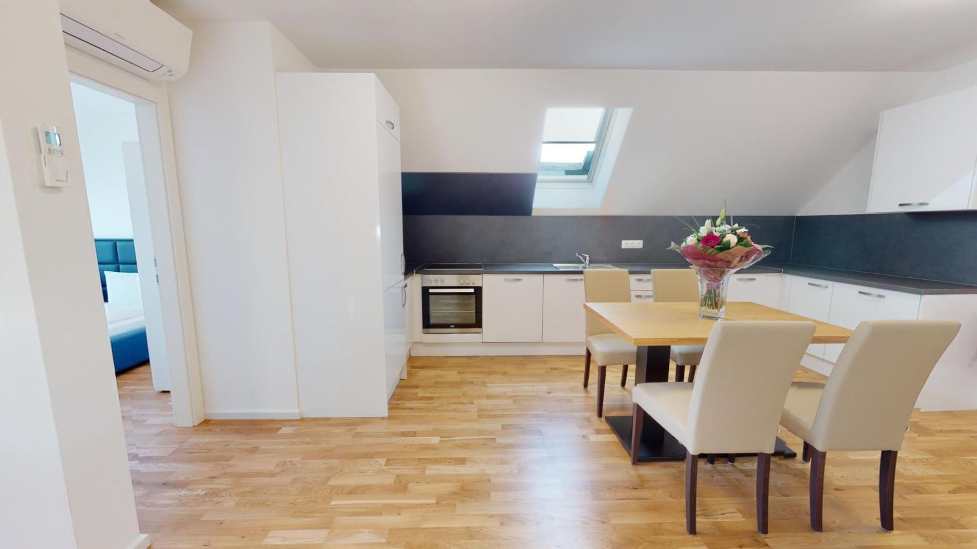 Alon Homes Vienna - Premium City Center Apartments Habitación foto
